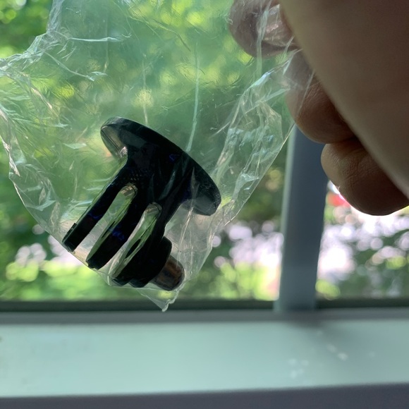 ONN Flexible Tripod - Picture 5 of 5